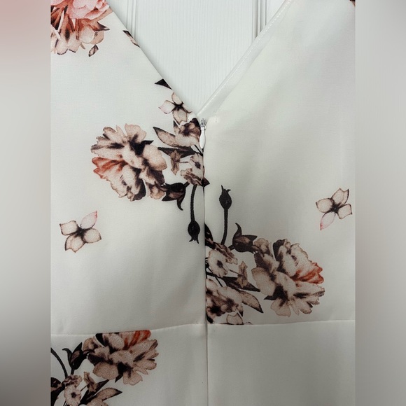 White Maxi Dress with Pink Floral - Picture 5 of 6